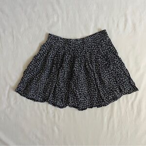Brandy Melville Floral Skirt | Navy Flowy Mini Skirt One Size